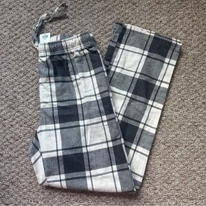 Women’s Plaid Lounge Pants - Size M